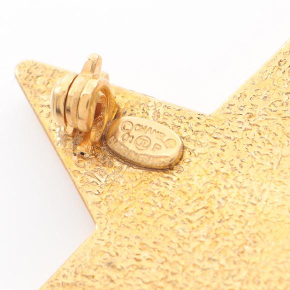 CHANEL Black Logo Brooch - Picture 3 of 4